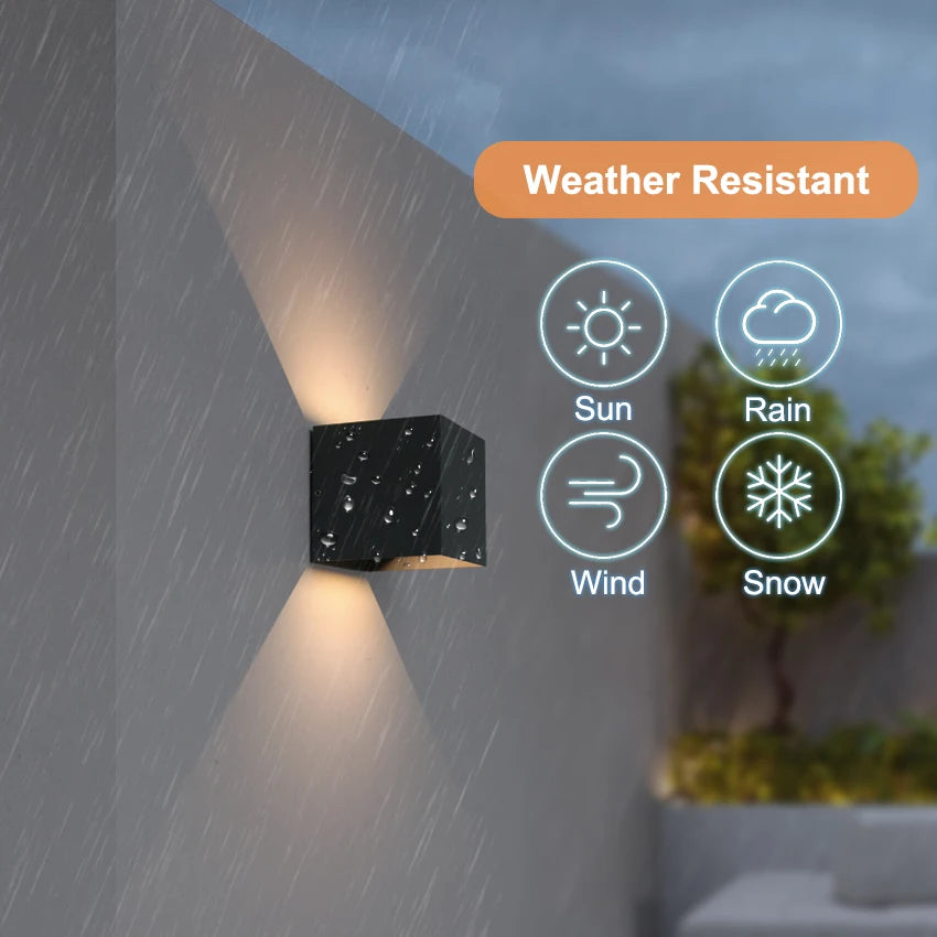 Outdoor Aluminum Wall Light